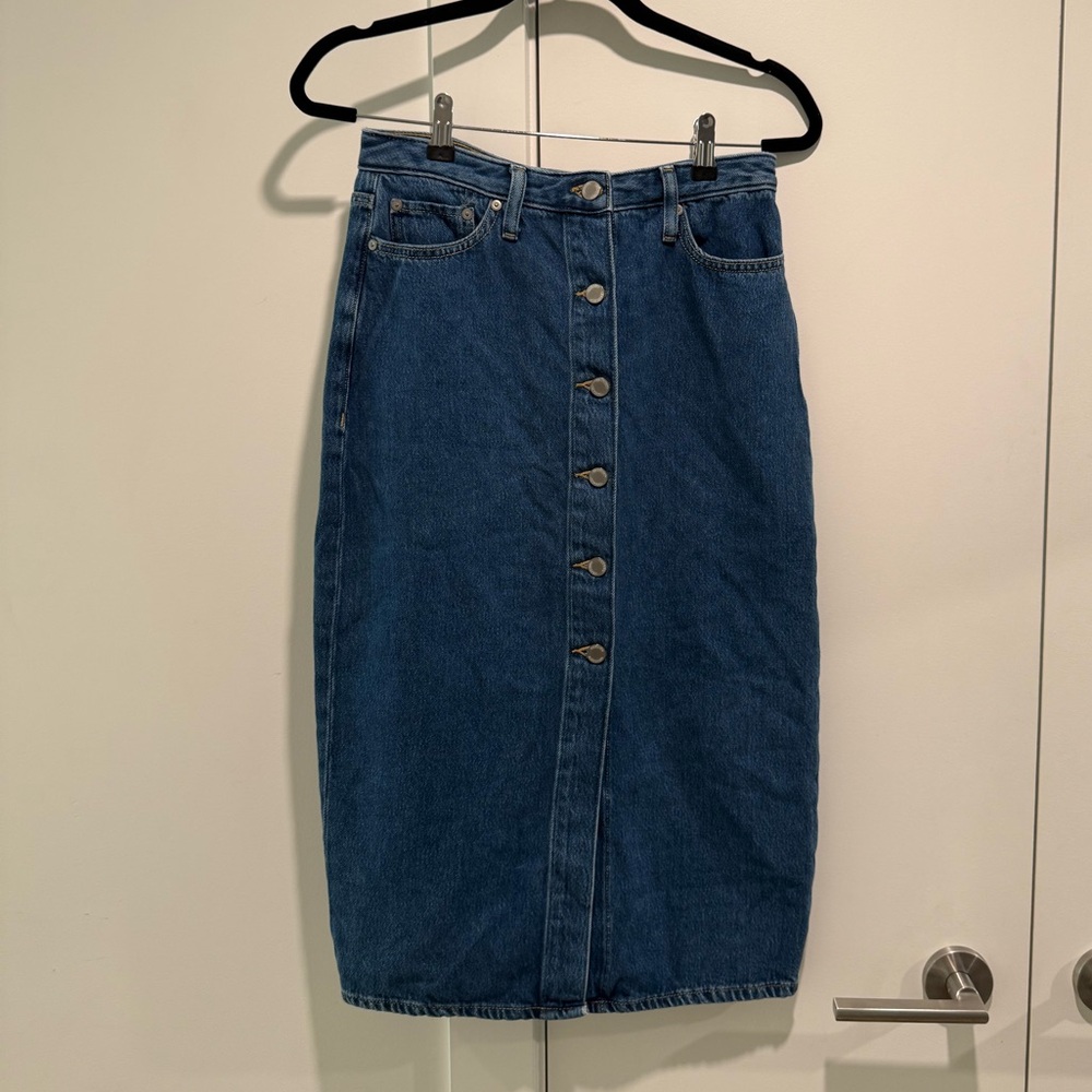 Banana Republic Midi Denim Skirt Size 4